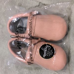 Monkey feet shoes 18-24 months